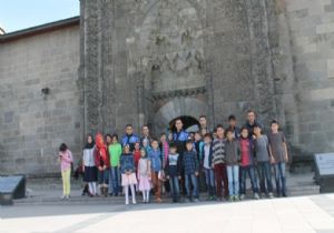 Tortum Emniyeti'nden eğitime destek